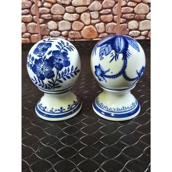 Blue and White Ball on Pedastal 3-Inch Blue & White Chinoiserie Style - Picture 5 of 7